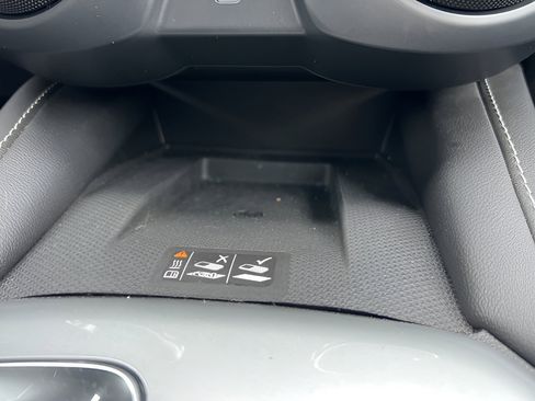 Used 2023 Chevrolet Blazer LT w/ Convenience Package image 14