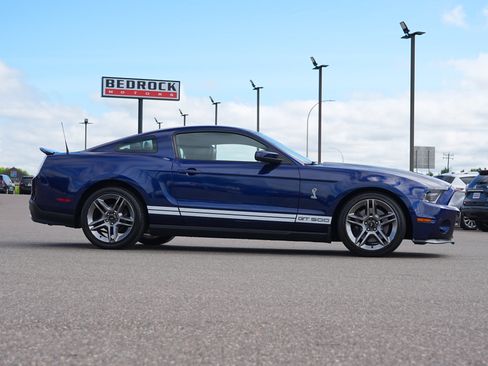 Used 2011 Ford Mustang Shelby GT500 RWD image 37