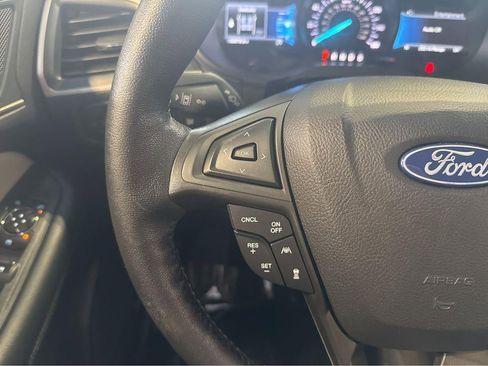 Used 2022 Ford Edge SEL w/ Cargo Accessory Package AWD/4WD image 19