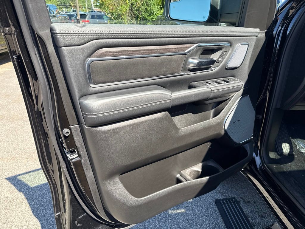 New 2027 RAM 1500 Laramie w/ Night Edition AWD/4WD image 19