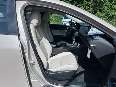 New 2026 MAZDA MAZDA3 2.5 S Sedan w/ Preferred Pkg FWD image 21