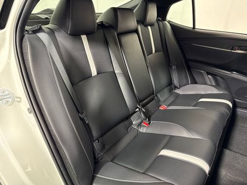 Used 2025 Toyota Camry SE FWD image 16