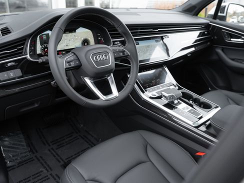New 2026 Audi Q7 Premium image 10
