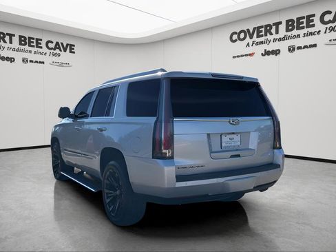 Used 2016 Cadillac Escalade Premium image 7