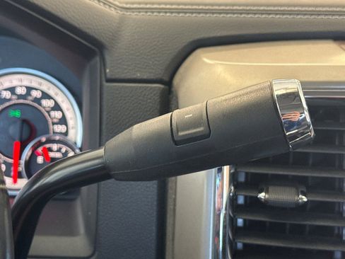 Used 2014 RAM 3500 Laramie RWD image 22