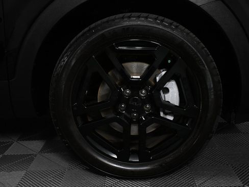 Used 2025 Kia Telluride SX X-Line image 36