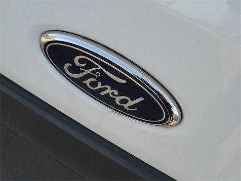 Used 2023 Ford E-Transit Medium Roof w/ Load Area Protection Package image 28