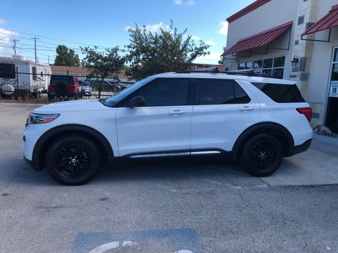 Used 2020 Ford Explorer XLT RWD image 26