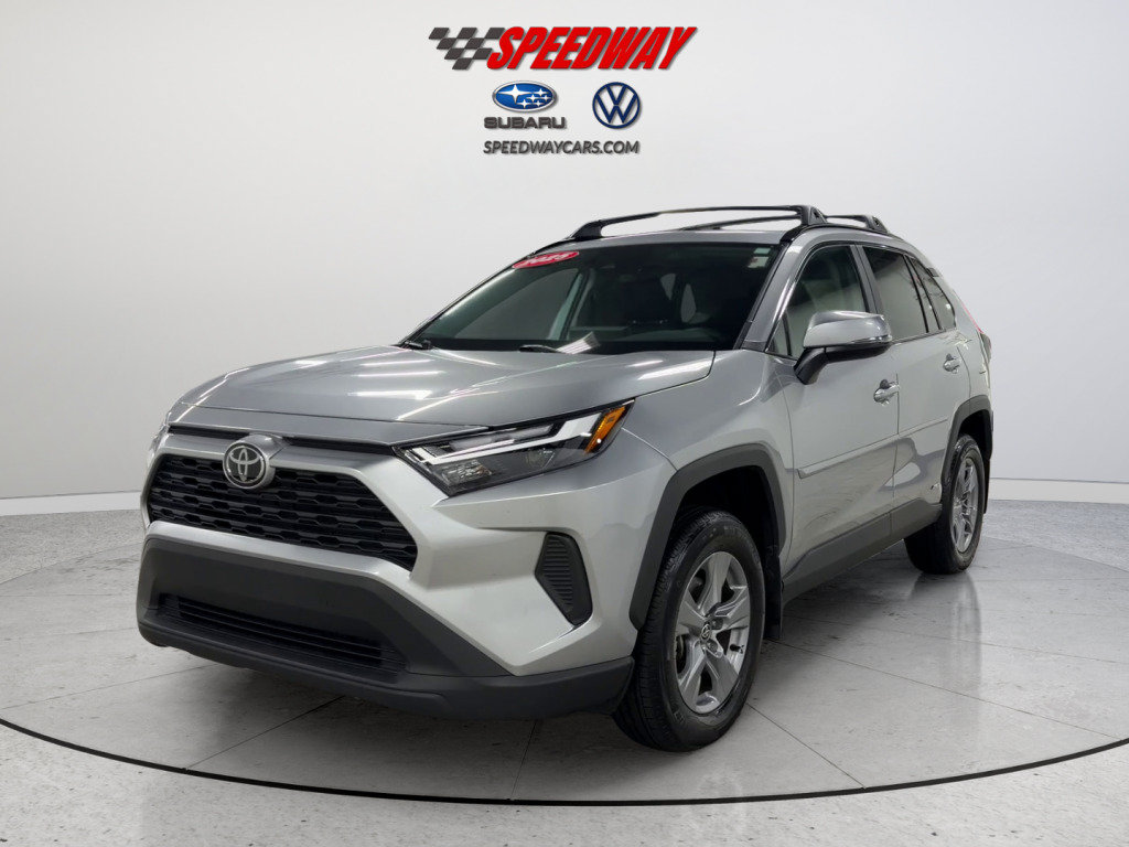 Used 2025 Toyota RAV4 XLE w/ Convenience Package AWD/4WD image 12