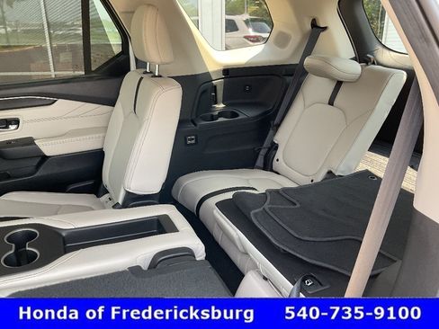 Used 2026 Honda Pilot Touring image 30