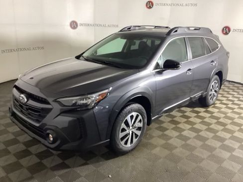 Used 2025 Subaru Outback Premium w/ Popular Package #1A AWD/4WD image 1