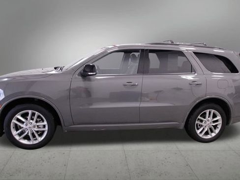 Used 2025 Dodge Durango GT image 2