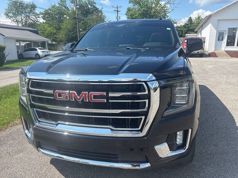 Used 2021 GMC Yukon SLT w/ SLT Premium Package AWD/4WD image 2