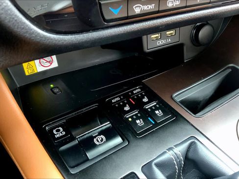 Used 2021 Lexus RX 350 AWD w/ Premium Package image 34