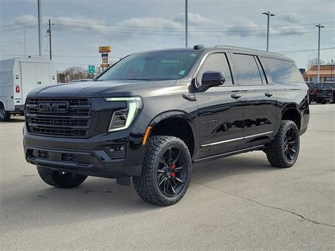 New 2026 GMC Yukon XL Elevation image 3