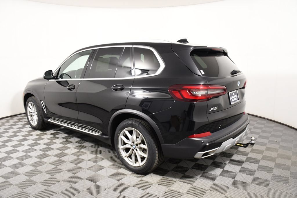 Used 2023 BMW X5 xDrive40i AWD/4WD image 3