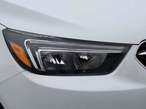 Used 2022 Buick Encore Preferred image 7