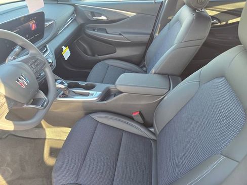New 2026 Buick Envista Preferred FWD image 18