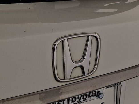 Used 2022 Honda HR-V EX-L image 29