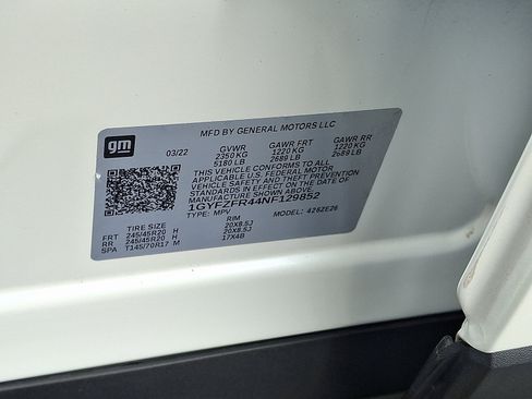 Used 2022 Cadillac XT4 Sport w/ Enhanced Visibility Package image 29