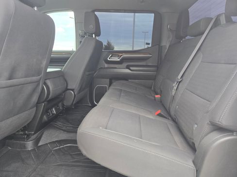 Used 2023 Chevrolet Silverado 1500 LT RWD image 14