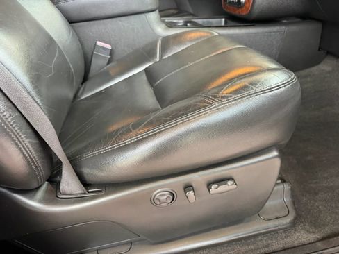 Used 2008 Chevrolet Silverado 3500 LTZ AWD/4WD image 26