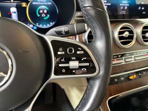 Used 2022 Mercedes-Benz GLC 300 4MATIC image 16