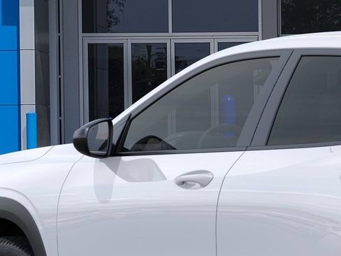 New 2026 Chevrolet Trax RS w/ Driver Confidence Package FWD image 13