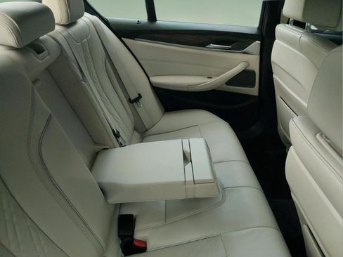 Used 2019 BMW 540i RWD image 17