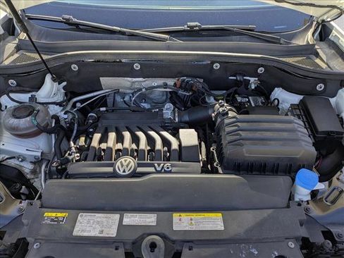 Used 2022 Volkswagen Atlas Cross Sport SE image 22