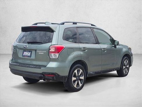 Used 2017 Subaru Forester 2.5i Limited AWD/4WD image 5