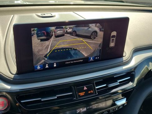 Certified 2025 Acura MDX Technology Package image 17