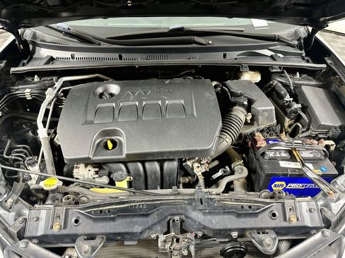 Used 2014 Toyota Corolla L FWD image 29