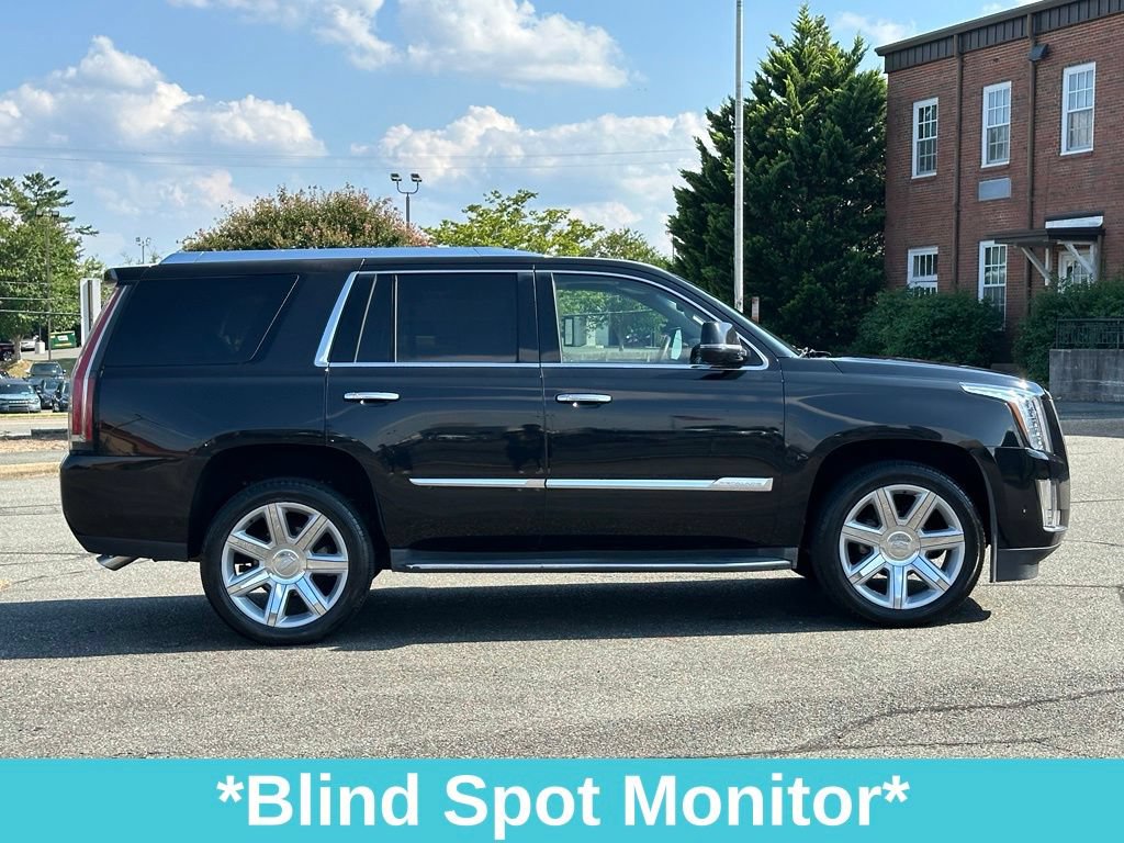 Used 2017 Cadillac Escalade Luxury RWD image 11