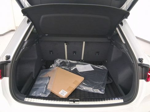 New 2025 Audi Q3 2.0T Premium w/ Convenience Package image 26