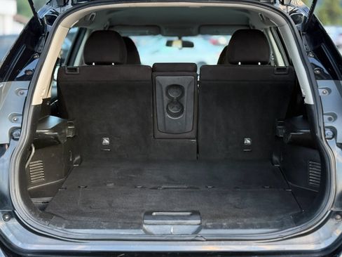 Used 2015 Nissan Rogue S FWD image 27