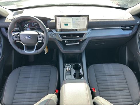 New 2026 Ford Explorer ST-Line w/ ST-Line Street Pack image 16