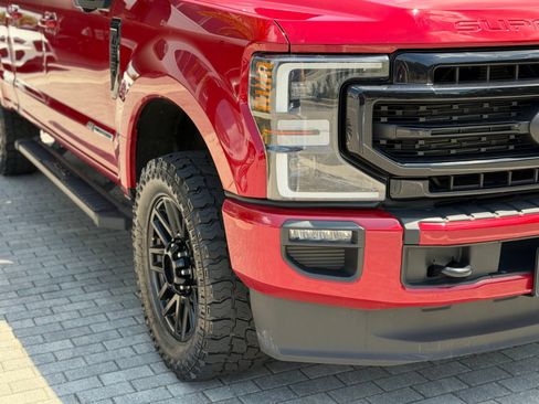 Used 2022 Ford F350 Lariat w/ Black Appearance Package AWD/4WD image 14