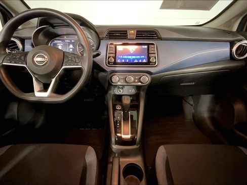 Used 2025 Nissan Versa SV FWD image 15