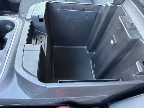 Used 2021 Chevrolet Silverado 1500 LT Trail Boss w/ Convenience Package II image 26