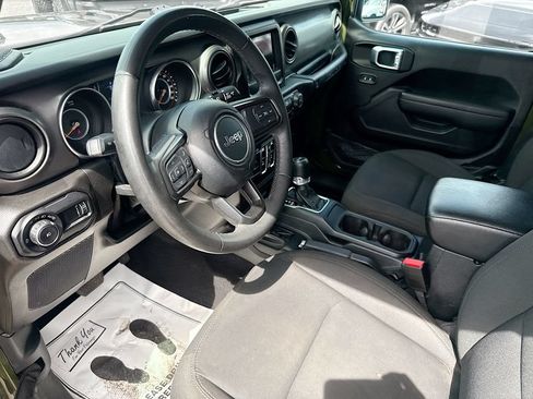 Used 2023 Jeep Wrangler Unlimited Sport AWD/4WD image 25