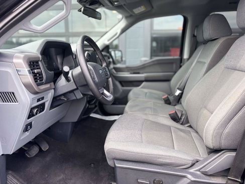 Used 2025 Ford F150 XLT w/ Equipment Group 301A Standard AWD/4WD image 9