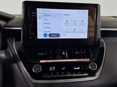 Certified 2025 Toyota Corolla LE image 19