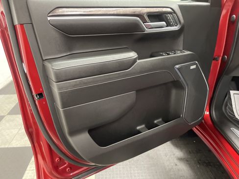 Used 2023 Chevrolet Silverado 1500 LTZ w/ LTZ Premium Package image 10