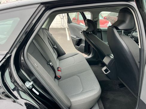 Used 2025 Kia K4 FWD image 26