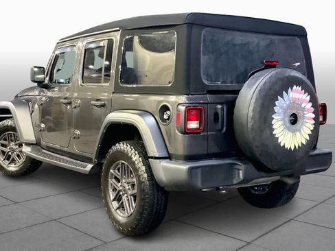 Used 2024 Jeep Wrangler Sport S image 12