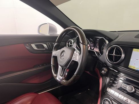 Used 2013 Mercedes-Benz SL 550 image 10
