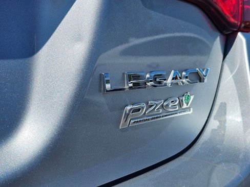Used 2016 Subaru Legacy 2.5i Limited AWD/4WD image 17