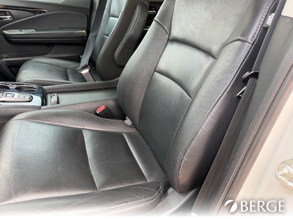 Used 2022 Honda Pilot Touring image 25