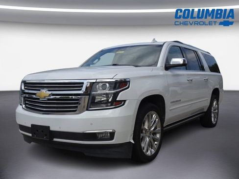 Used 2019 Chevrolet Suburban Premier w/ Premier Plus Edition AWD/4WD image 6